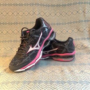 Mizuno Wave Creation 16 Running Shoes